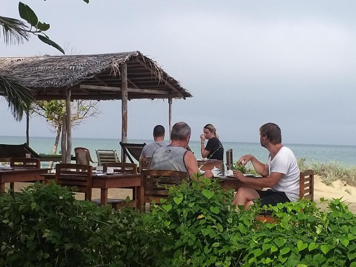 Ocean View Beach Resort - Калпития Экстерьер фото