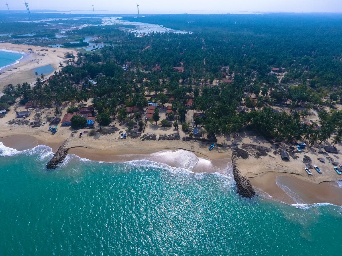 Ocean View Beach Resort - Калпития Экстерьер фото